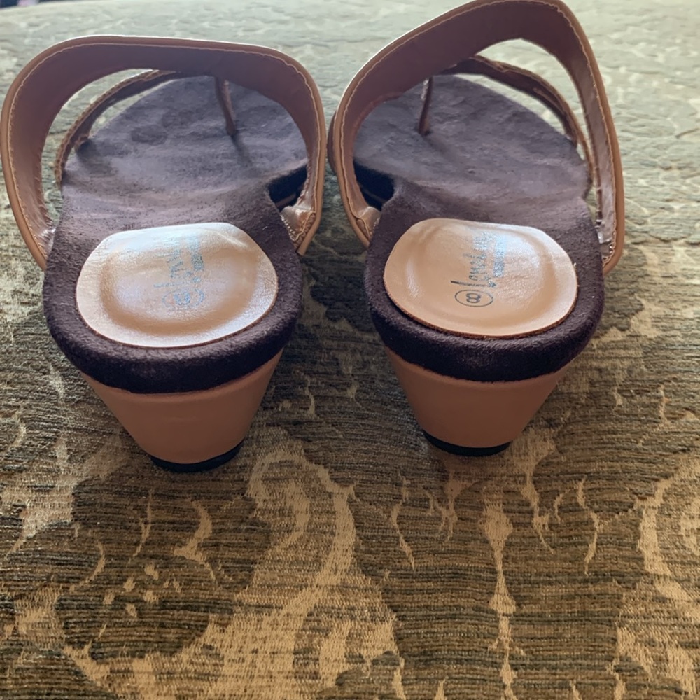 NEW-LENA LUISA BEIGE WEDGE SANDAL SZ 8 - Picture 5 of 8